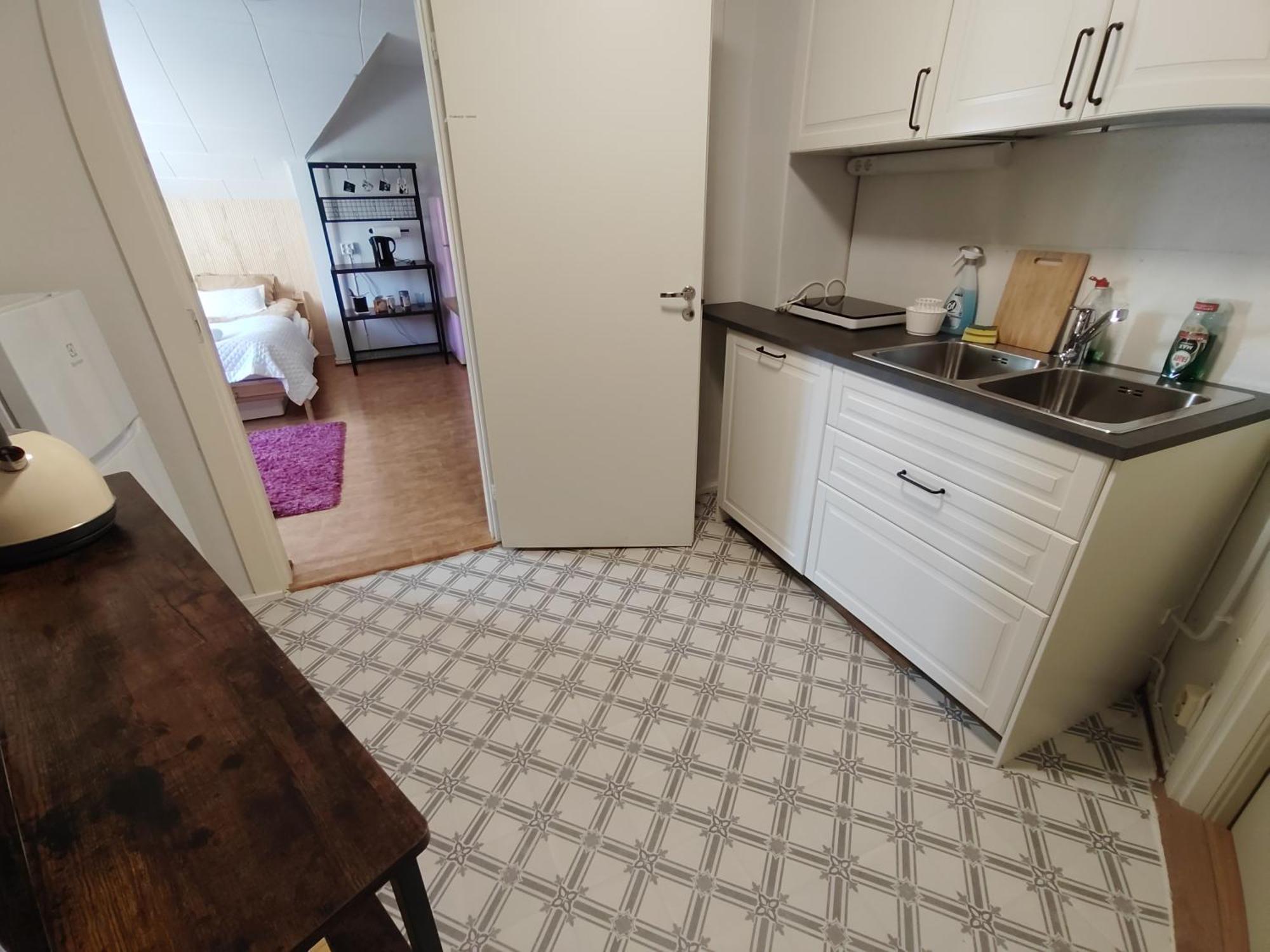 Kalle'S Unluxury Guest House Cl0Sed From 1St Of Feb 2025 เฮลซิงกิ ห้อง รูปภาพ